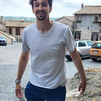 Simone